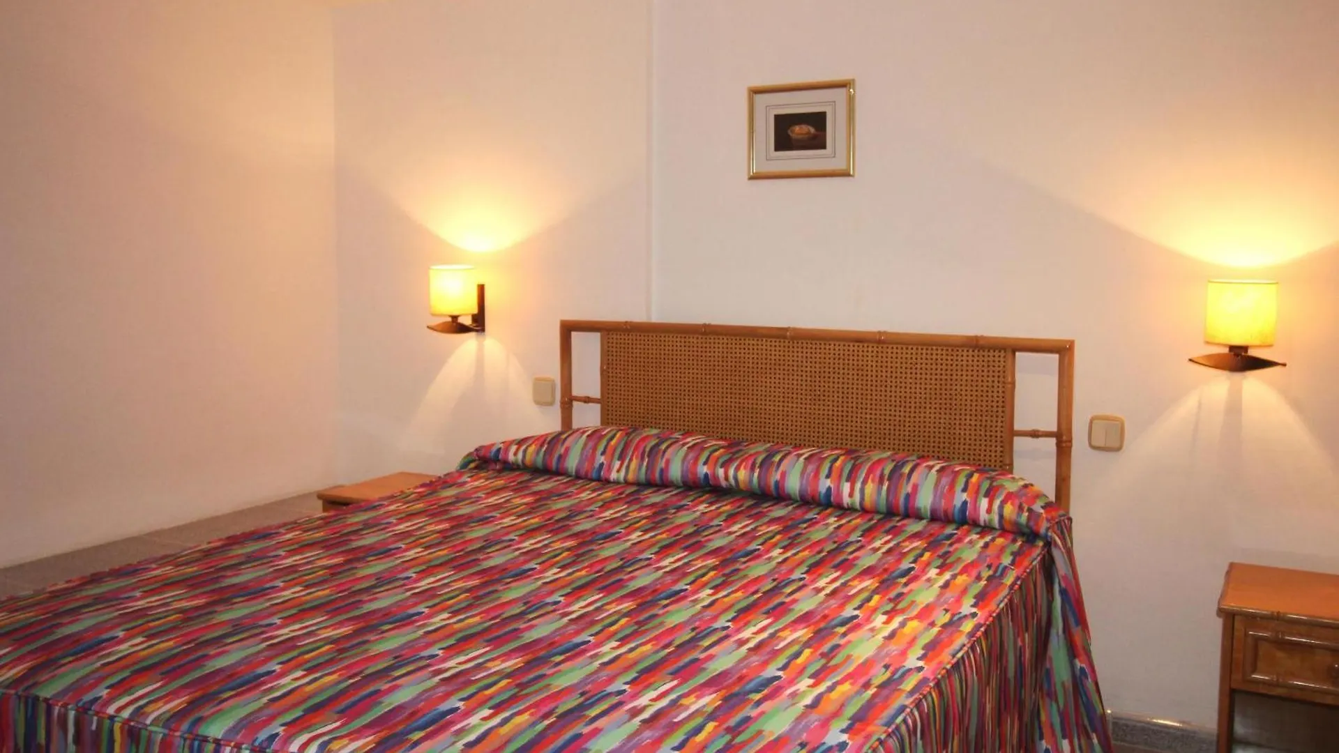 Bellamar B - Casa Adosada Para A Primera Linea De Mar En Llanca. - Es-228-20 Espanha