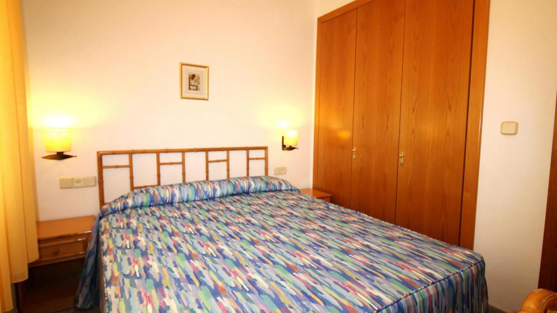 Bellamar B - Casa Adosada Para A Primera Linea De Mar En Llanca. - Es-228-20 Casa de Férias